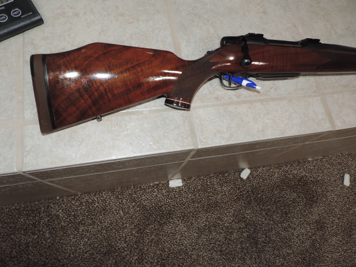  - COLT SAUER 300 WBY MAG WITH 24 INCH BARREL AND NO RESERVE - Picture 2