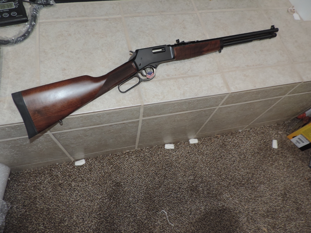  - HENRY LEVER ACTION  41 MAG IS  NEW IN THE BOX  WITH NO RESERVE - Picture 2