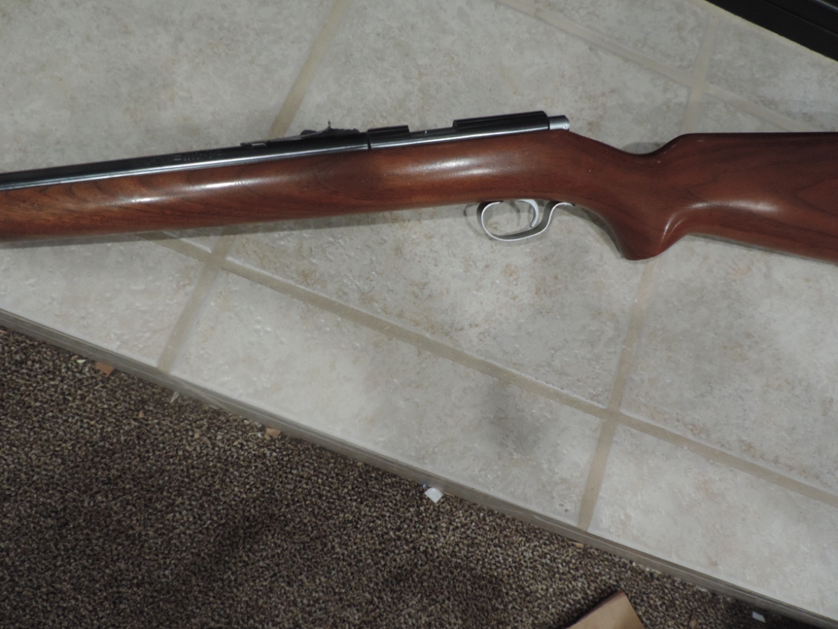 Winchester 72a In 22 Long Rifle With 24 Inch Barrel Tube Fed No Reserve 