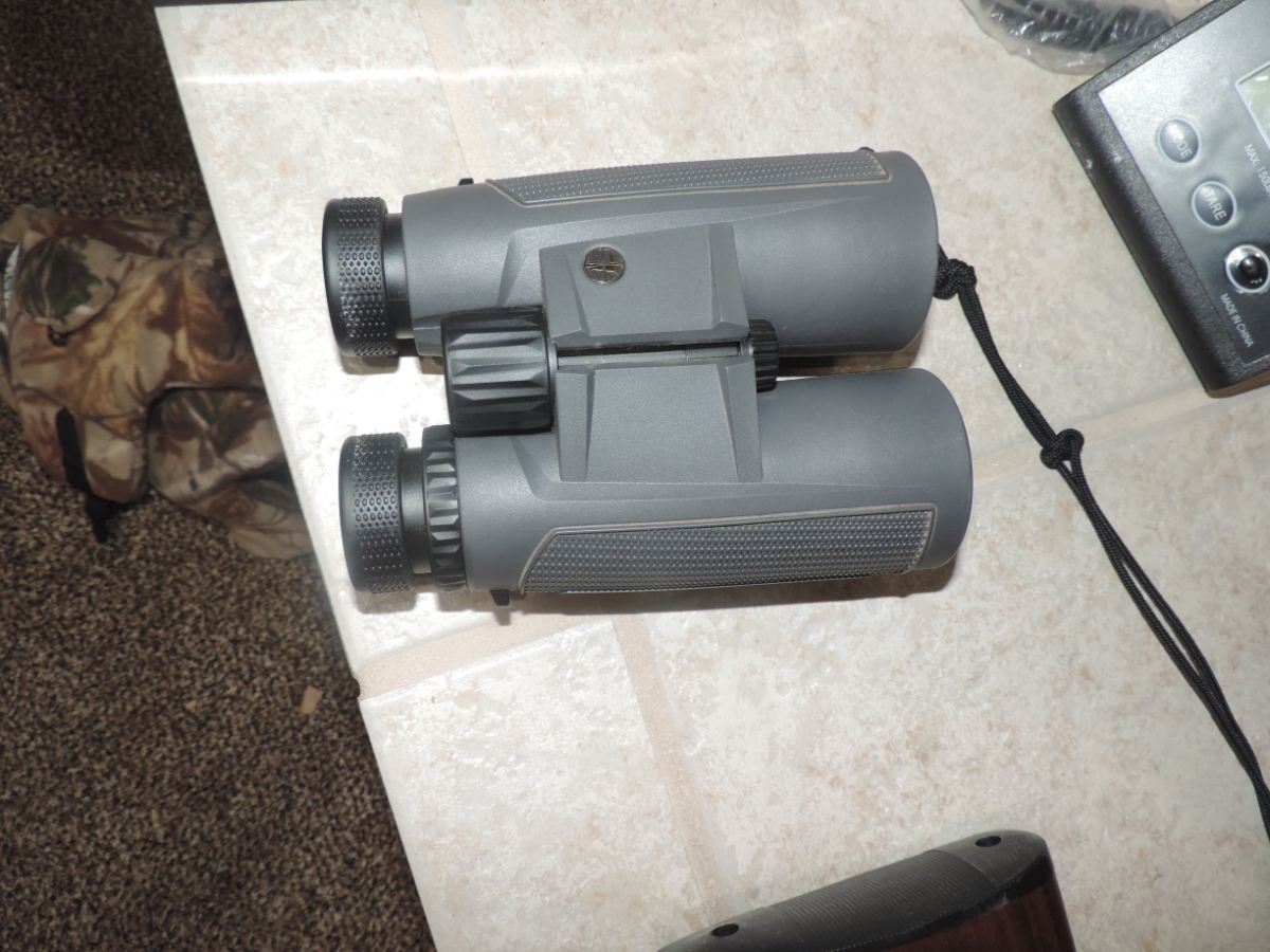 Leupold 12 X 50 Binoculars With No Reserve For Sale at