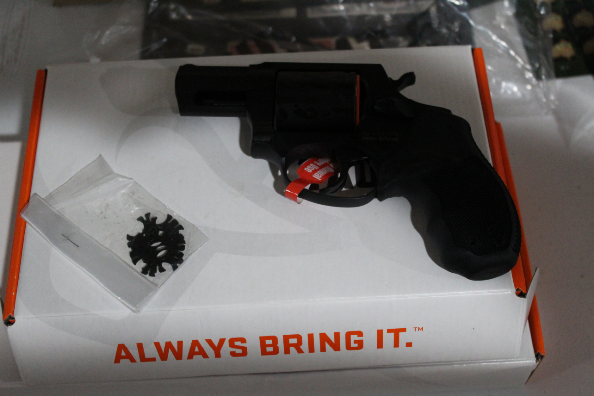 Taurus 905 In 9 Mm Nib With Moon Clips No Reserve 9mm Luger For Sale At ...