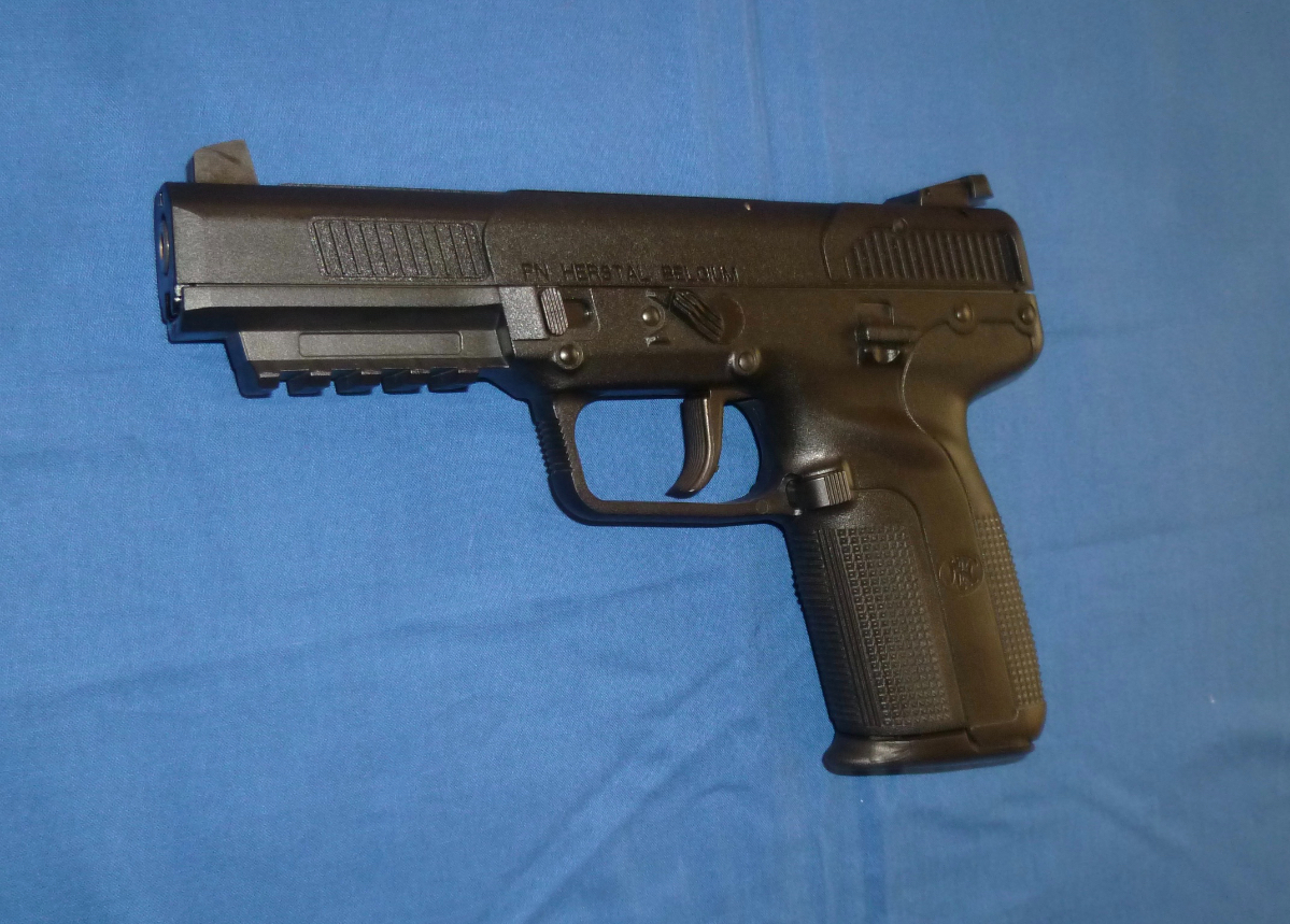 Fabrique Nationale Fn Five Seven 5.7 X 28 Cal Semi-Auto Pistol W/3-20 ...