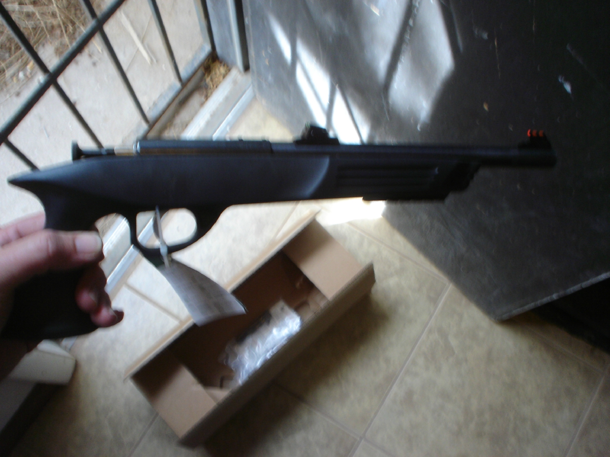 KSA - ~~~~~~~~~ NEATEST little POWER HOUSE .22 Winchester Magnum caliber 10 5/8 inch barrel ~~~~ NO RESERVE................... - Picture 6