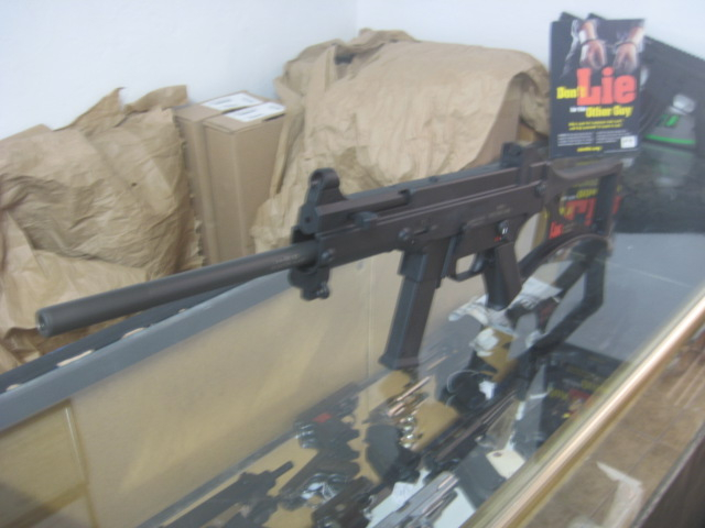Heckler & Koch HK USC 45 AUTO Semi Auto Rifle, UMP TYPE New in box .45 ACP - Picture 3
