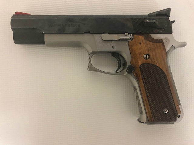 Smith & Wesson - Model 745, 4mags, NO BOX, NO C C FEE - Picture 1